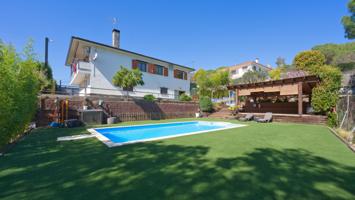 Chalet - Torre - Bigues i Riells photo 0
