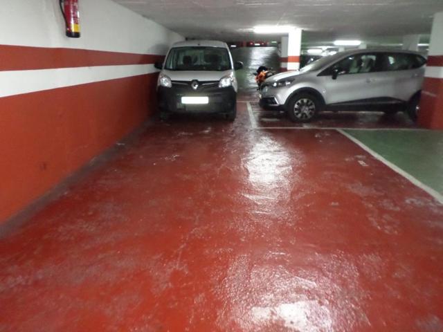 Plaza de aparcamiento - Hospitalet de Llobregat, l photo 0
