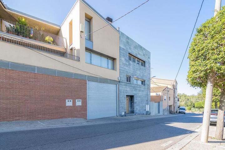 Unifamiliar adosada - Corbins photo 0