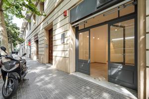 Local comercial - Barcelona photo 0