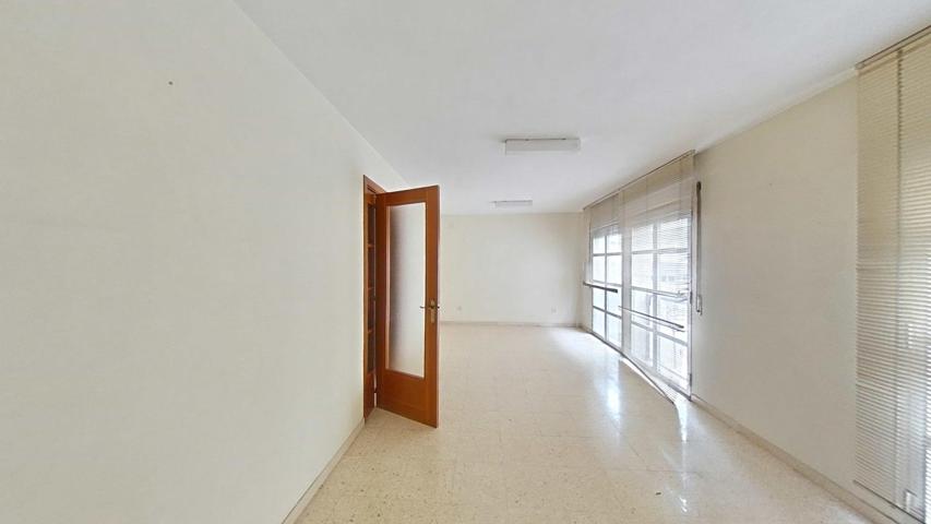 Oficina - Mora d Ebre photo 0