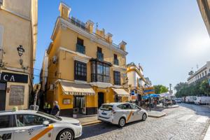 Casa En venta en Centro, Sevilla photo 0