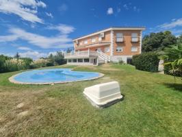 Casa En alquiler en Calle Valle Del Sella, Las Lomas, Boadilla Del Monte photo 0