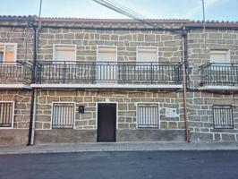 Unifamiliar Pareada En venta en Calle Castilla, 13, Burgohondo photo 0