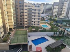 Piso En venta en Cl Cesar Cort Boti, Hortaleza, Madrid photo 0