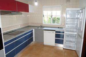 Unifamiliar Pareada En venta en Ana De Mendoza, Centro, Villaviciosa De Odón photo 0