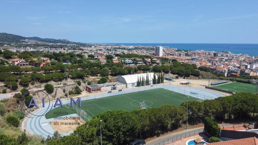 Parcela para construïr una casa de 680m2 con vistas al mar photo 0