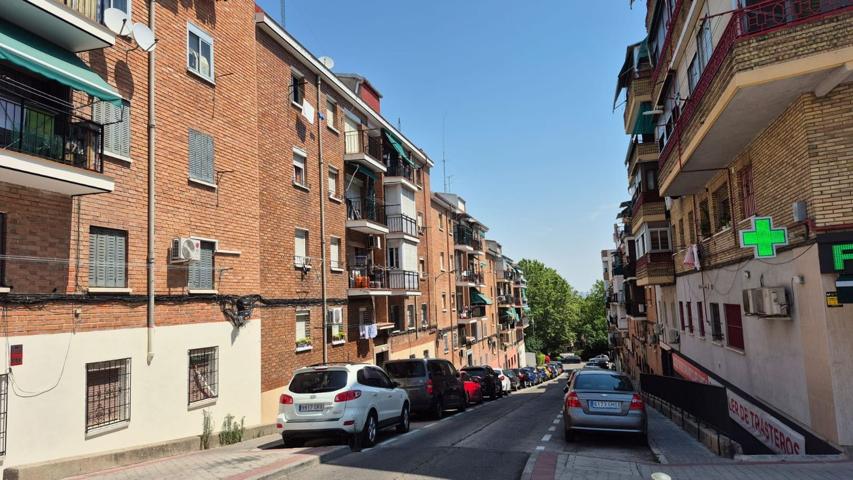Piso En venta en Cl Antonio Rodriguez, Carabanchel, Madrid photo 0