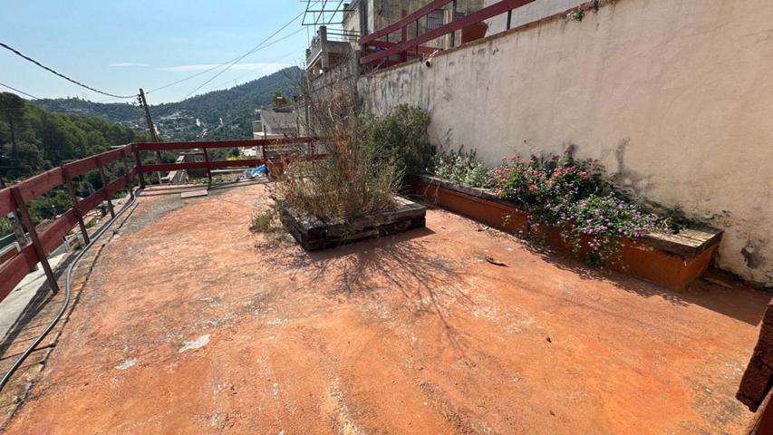Casa En venta en Calle Contraselva, Sant Vicenç Dels Horts photo 0
