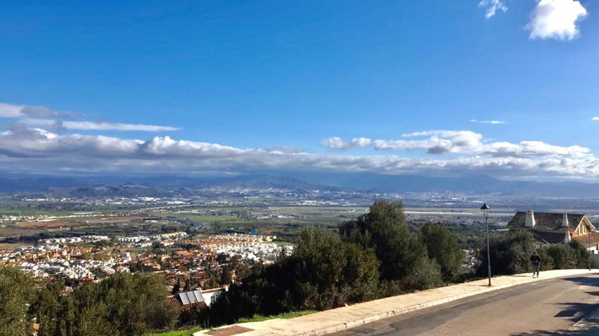 Parcela urbana con impresionantes vistas !! photo 0