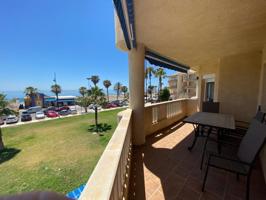 Piso en residencial de lujo de Playamar, primera línea de playa. photo 0