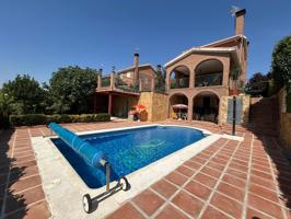 VENTA CHALET INDEPENDIENTE CON PISCINA photo 0