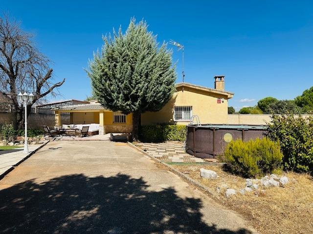 VENTA CHALET INDEPENDIENTE EN LAS SUERTES photo 0