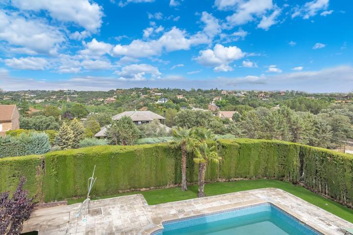 Casa En venta en Molino De La Hoz, Las Rozas De Madrid photo 0