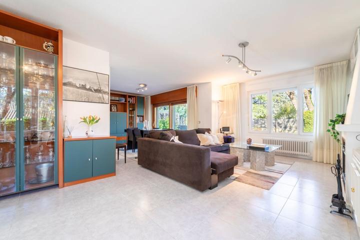 Casa En venta en Cl Navamadroño, La Canaleja, Galapagar photo 0