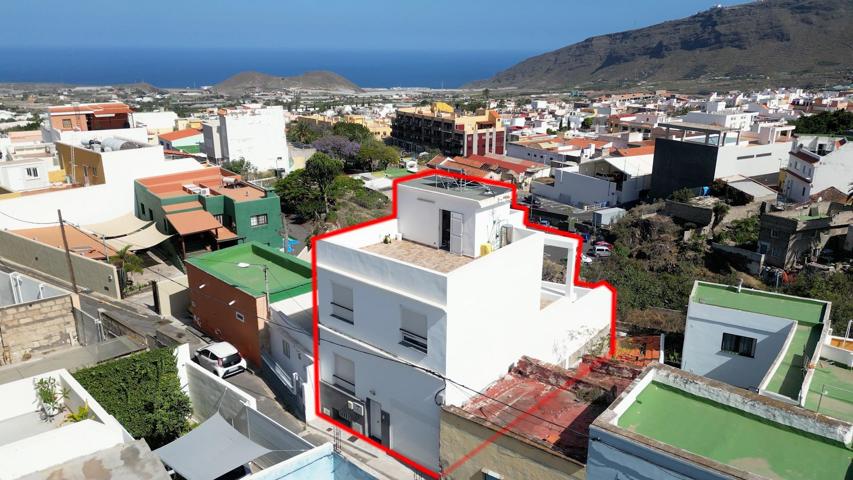 ¡Casa en Venta en el Centro de Güímar! photo 0