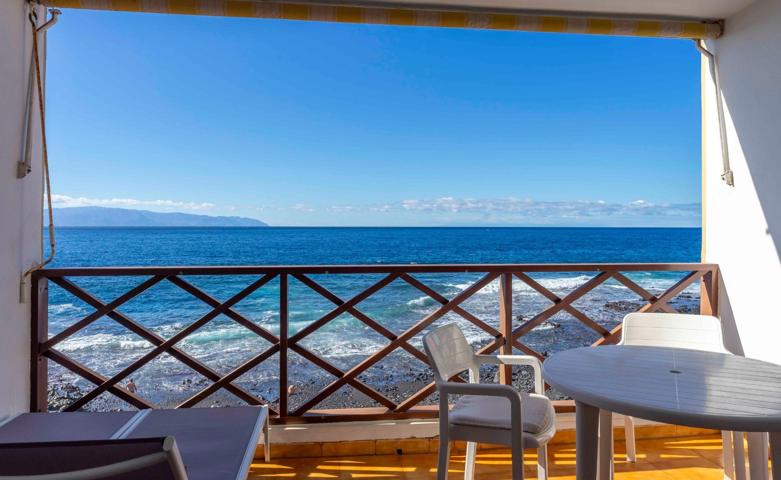 Fantástico apartamento con vistas únicas al mar photo 0