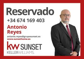 ¡Exclusivo piso en primera línea de playa! photo 0