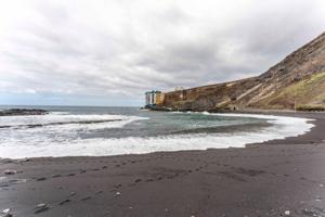 ¡Exclusivo piso en primera línea de playa! photo 0