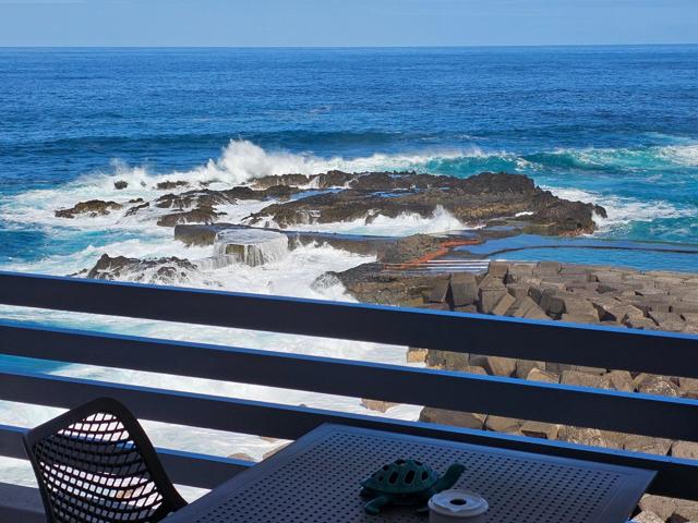 ¡Exclusivo piso en primera línea de playa! photo 0