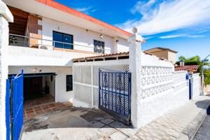 Parte Baja de Chalet Independiente en Candelaria, Tenerife photo 0