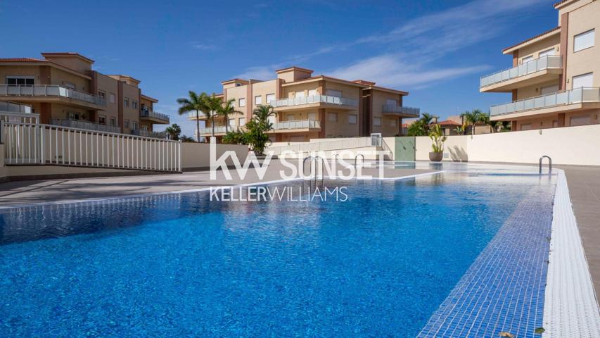 Se vende ático con gran terraza y azotea en Golf Heritage – Amarilla Golf photo 0