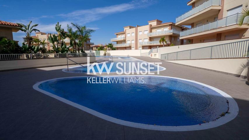 Se vende piso con terraza en Golf Heritage – Amarilla Golf photo 0