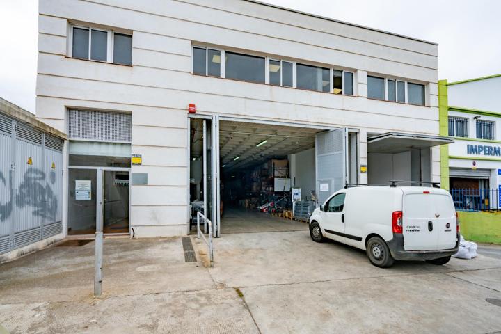 Nave Industrial en Tenerife – 1.733 m2 | En Venta | Rentabilidad Inmediata photo 0