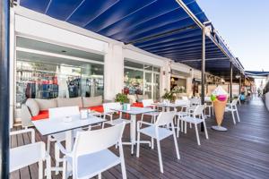 ¡OPORTUNIDAD ÚNICA! TRASPASO DE HELADERÍA, PANADERÍA Y PASTELERÍA EN PALM MAR. photo 0