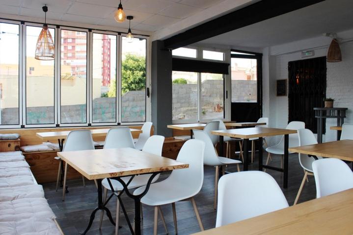 CAFETERÍA EN ALQUILER EN OROPESA DEL MAR, LISTA PARA INICIAR LA ACTIVIDAD photo 0