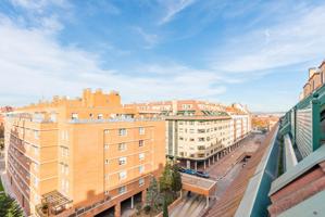  Ático En venta en Gerardo Diego, Ensanche, Alcalá De Henares photo 0