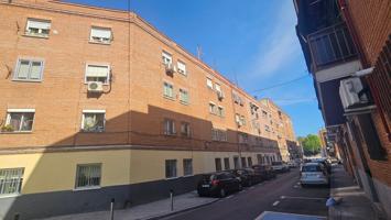Piso En venta en Calle Pico De La Maliciosa, Puente De Vallecas, Madrid photo 0