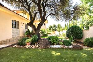 Casa En venta en Calle Castilla La Mancha, Nambroca photo 0