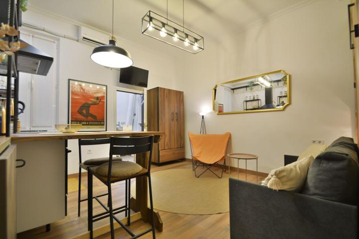 Loft En alquiler en Cl Meson De Paredes, Centro, Madrid photo 0