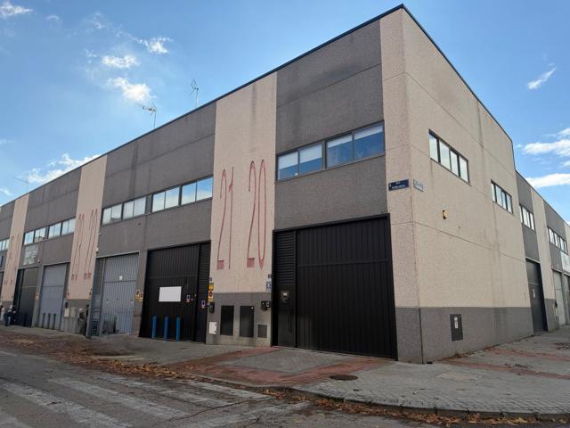 Otro En alquiler en Calle Pedrezuela, 19, Campodón - Ventorro Del Cano, Alcorcón photo 0