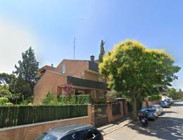 Casa En venta en Calle De Goitia, Ciudad Lineal, Madrid photo 0