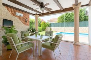 Casa En venta en Calle Jovellanos, Rivas Centro, Rivas-Vaciamadrid photo 0