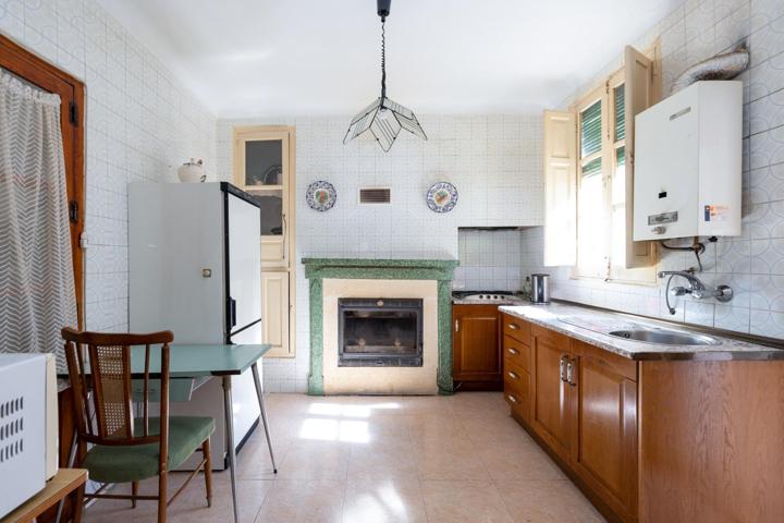 ¡CASA EN VENTA EN DÚRCAL CON COCHERA! photo 0