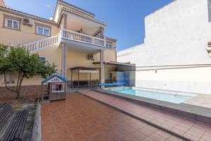 🏡 ¡Espectacular chalet independiente en Santa Fe – Vega de Granada! photo 0