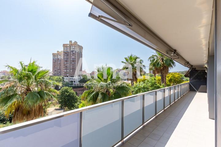 Piso con terraza en el corazón de Esplugues photo 0