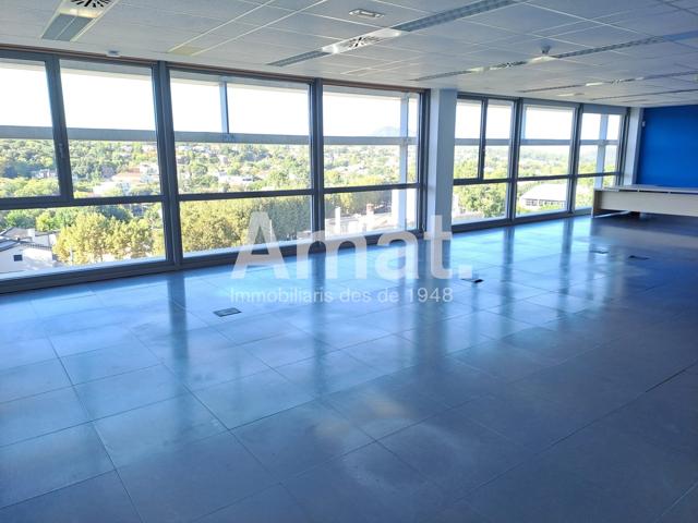 Oficina en Mirasol photo 0
