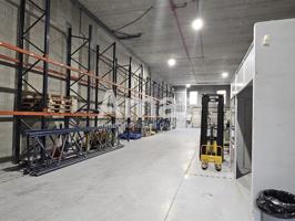 Nave industrial en alquiler en el Polígono de Les Grases photo 0