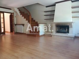 Bonita casa adosada en el Eixample photo 0