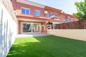 CASTELLBISBAL HOMES - CENTRO photo 0