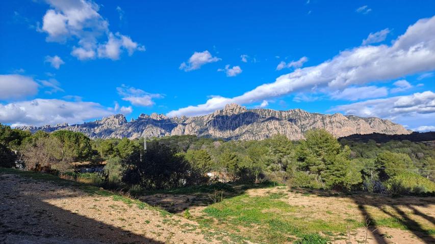 Casa rústica con terreno en Hostalets de Pierola photo 0