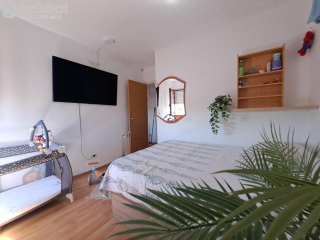 OPORTUNIDAD! PISO DE 3 HABITACIONES CON ASCENSOR Y PARQUING! photo 0