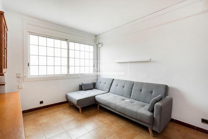 Piso En venta en El Besos I El Maresme, Barcelona photo 0