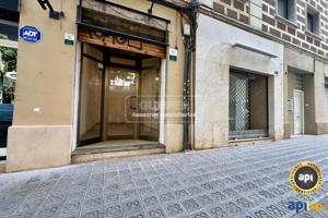 Oficina En venta en Eixample, Barcelona photo 0