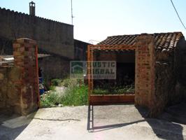 Venta de parcela urbana con pajar en Jafre, Baix Empordà – Cerca de Colomers y Verges photo 0