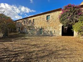 Gran finca rústica por restaurar en venta photo 0